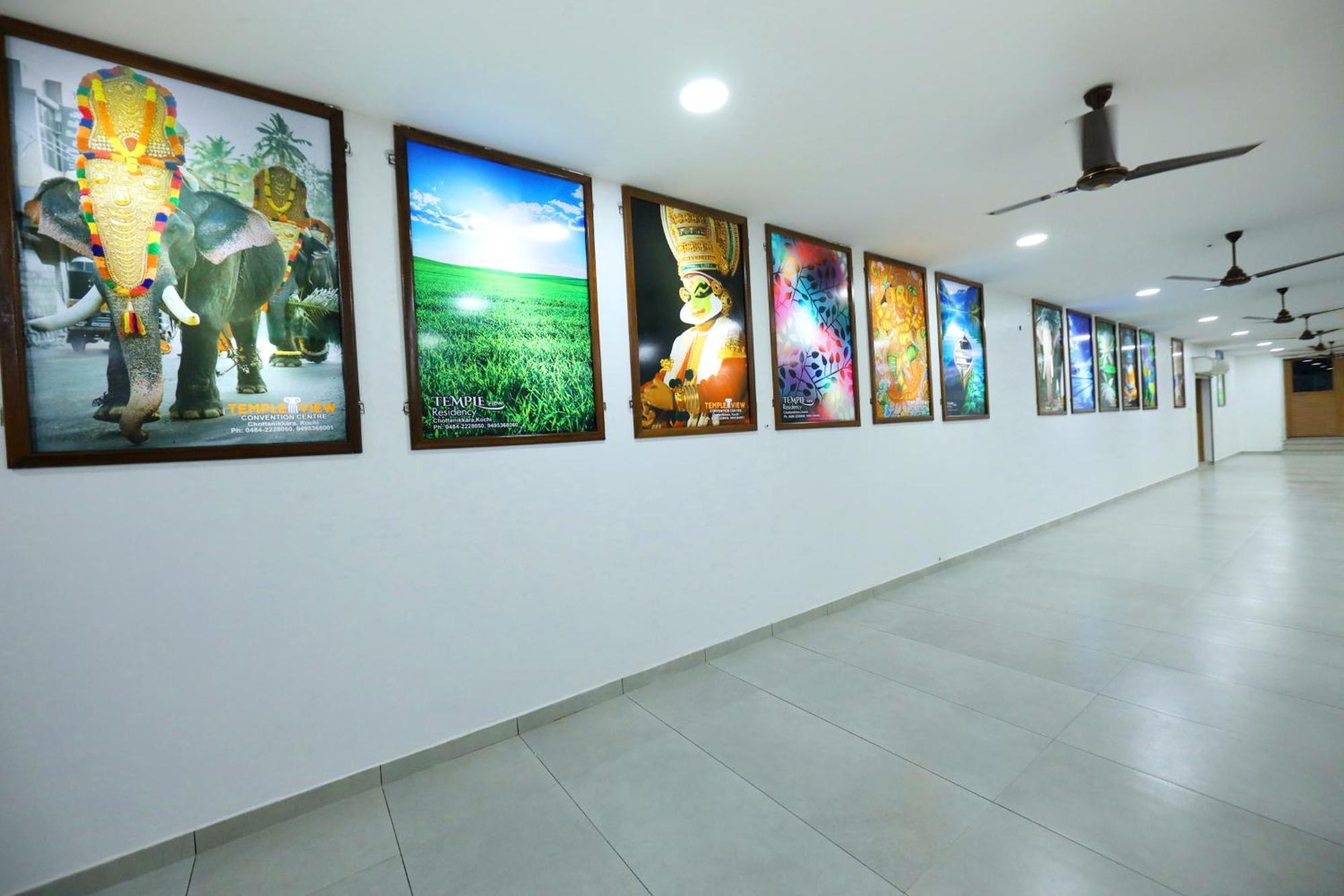Hotel Temple View Residency Chottanikara Exterior foto